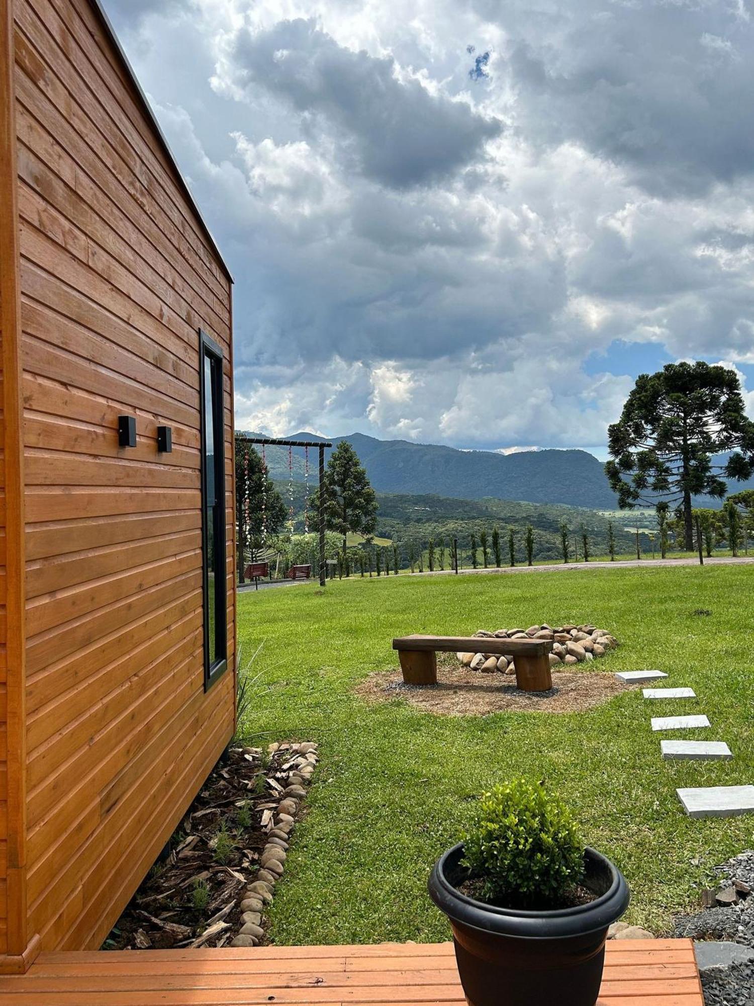 Chales Incriveis Com Banheira De Hidromassagem E Vista Encantadora อูรูบิซิ ภายนอก รูปภาพ
