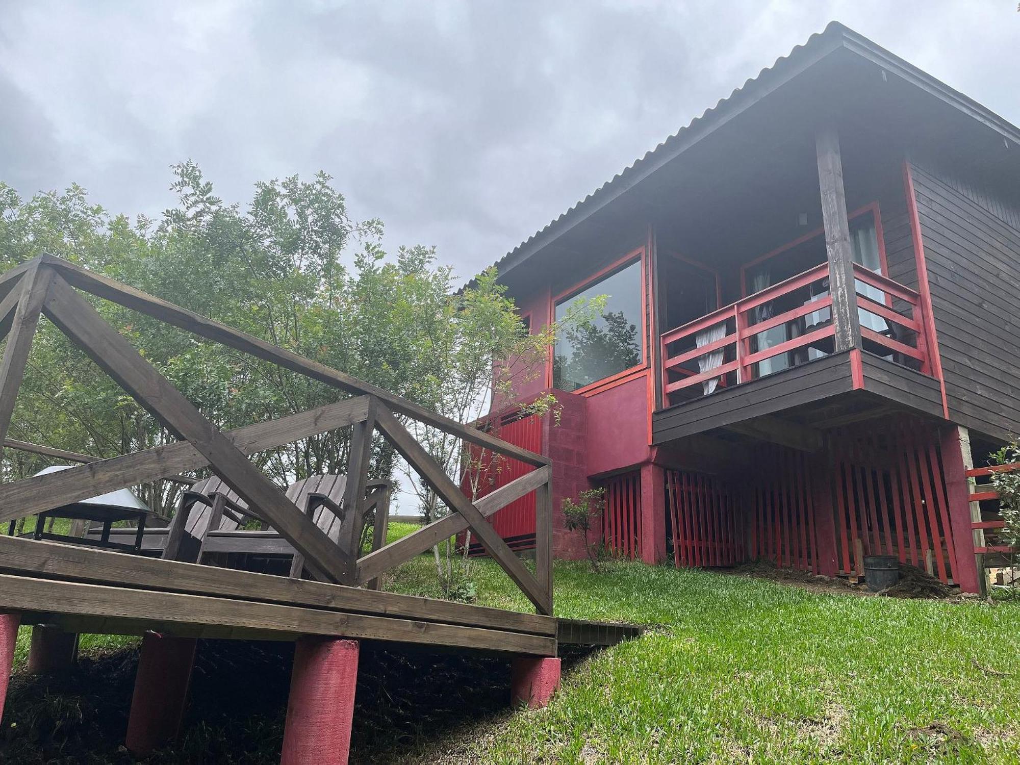 Chales Incriveis Com Banheira De Hidromassagem E Vista Encantadora อูรูบิซิ ภายนอก รูปภาพ