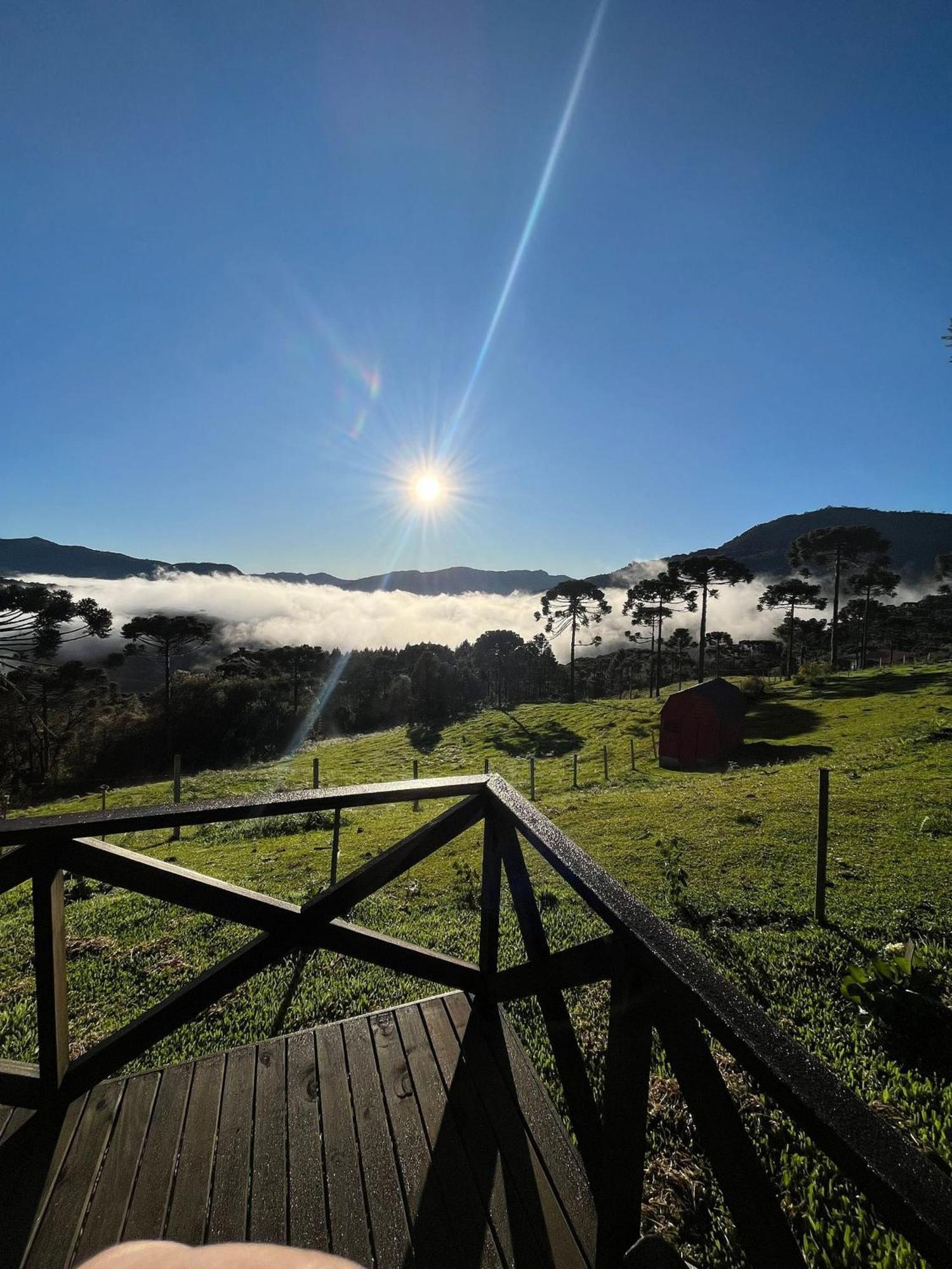 Chales Incriveis Com Banheira De Hidromassagem E Vista Encantadora อูรูบิซิ ภายนอก รูปภาพ
